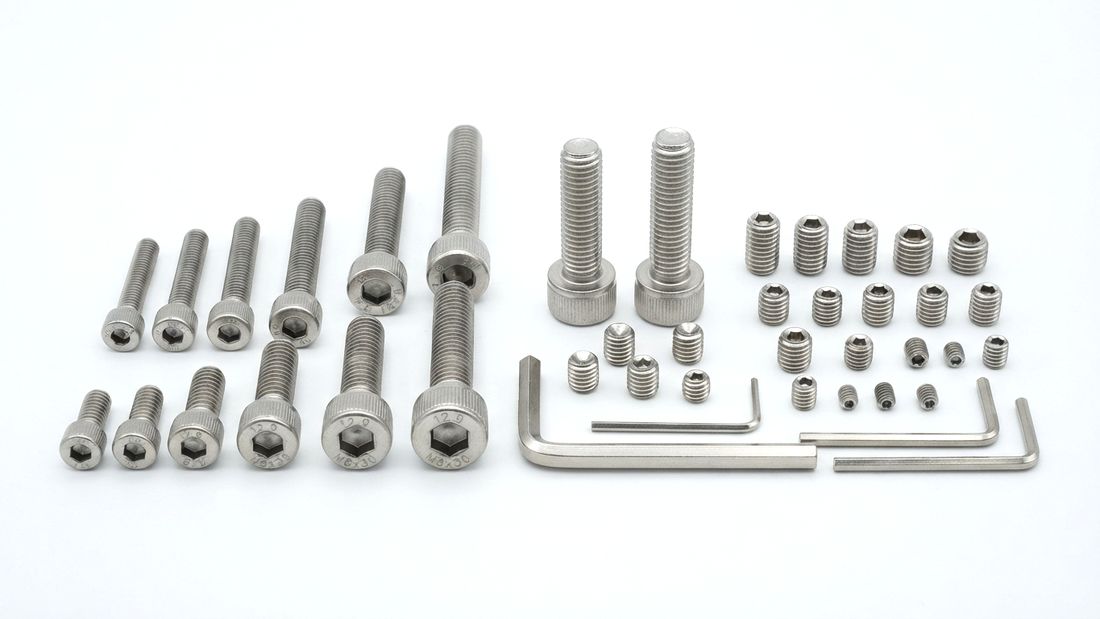 Socket head cap screws and grub screws